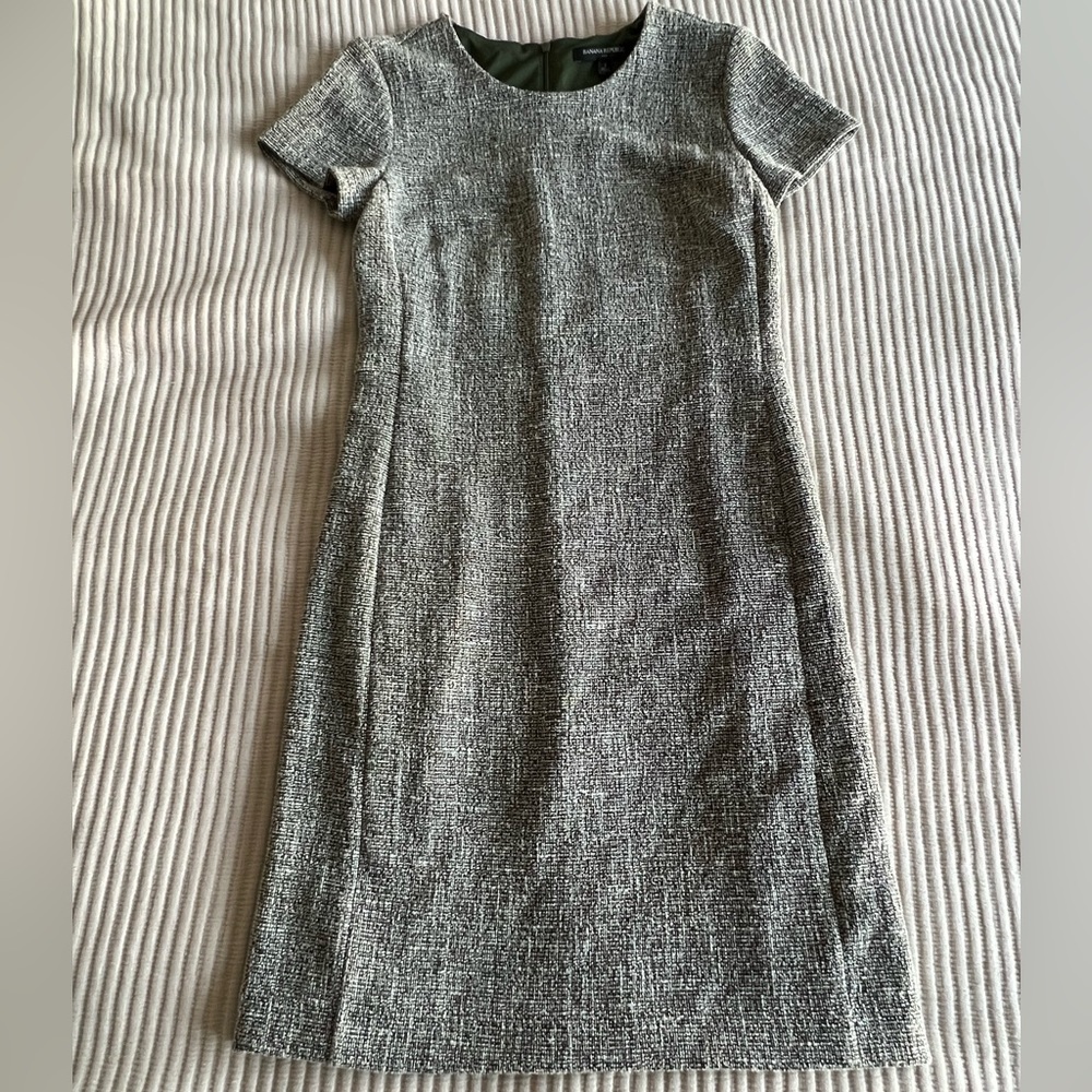 Banana Republic Dress - Small